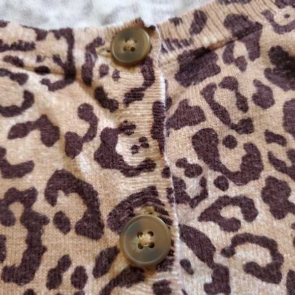 🟢2058 * dELiA*s Animal Print Button Down Cardigan Tan Brown Size L Y2K Retro - Picture 5 of 7